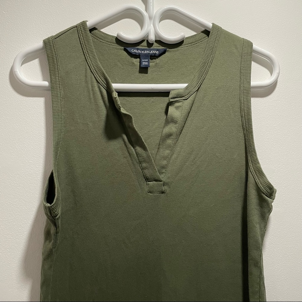 SOLD❌ Calvin Klein Midi Dress - Picture 4 of 8